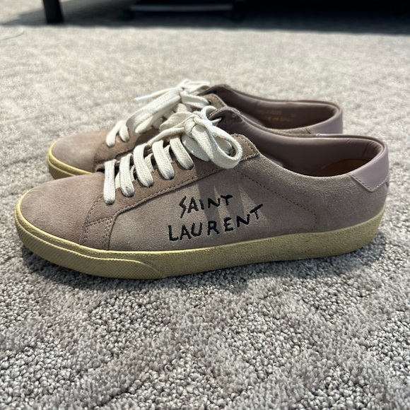 Saint Laurent Pink suede sneakers - Picture 1 of 9